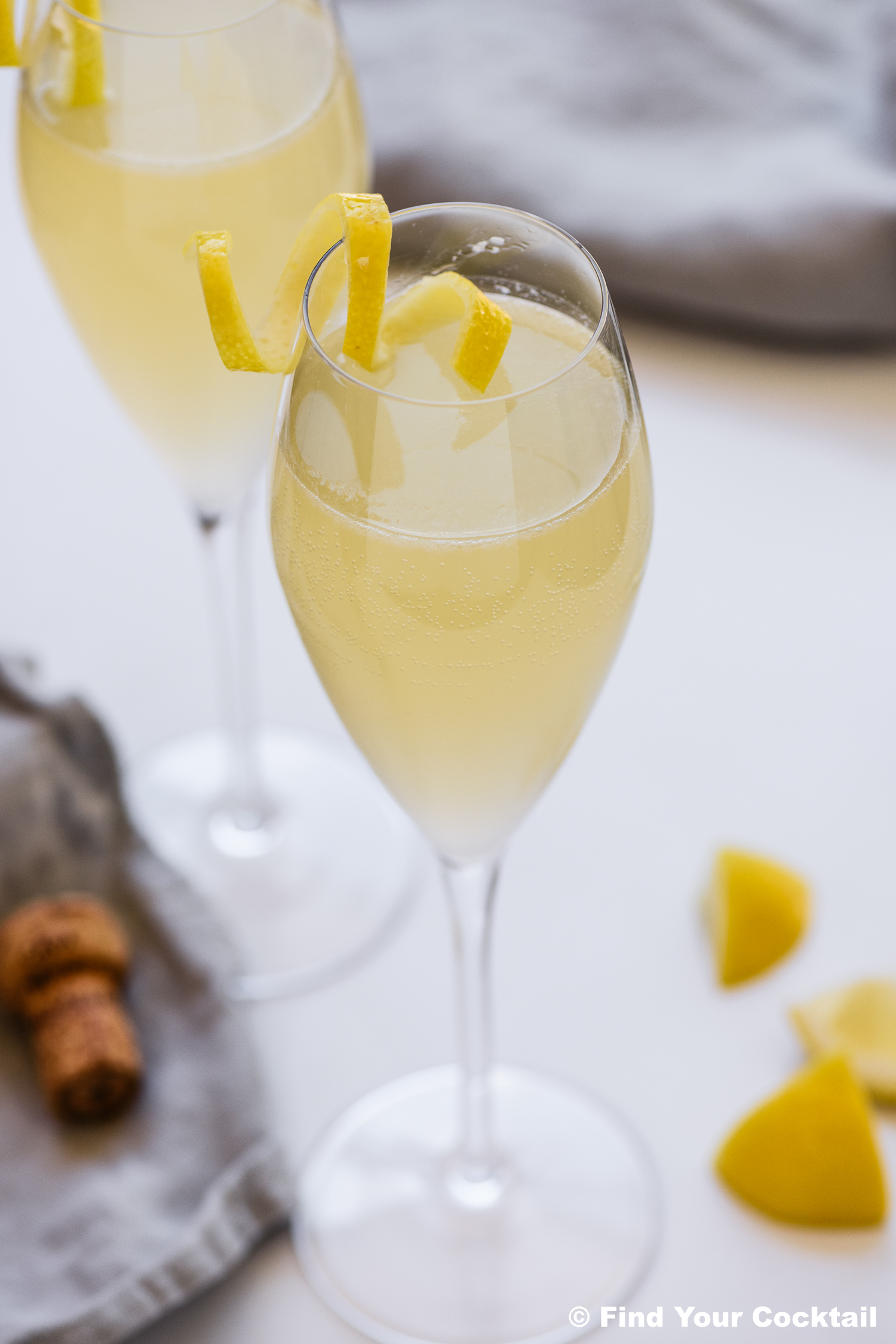 2 glasses filled with French 75