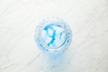 Recipe instruction photo: shake