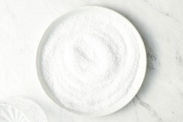 Recipe instruction photo: rim glass