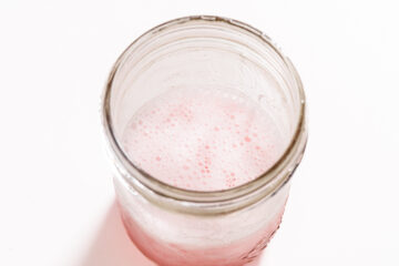 Recipe instruction photo: shake