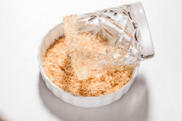 Recipe instruction photo: rim glass